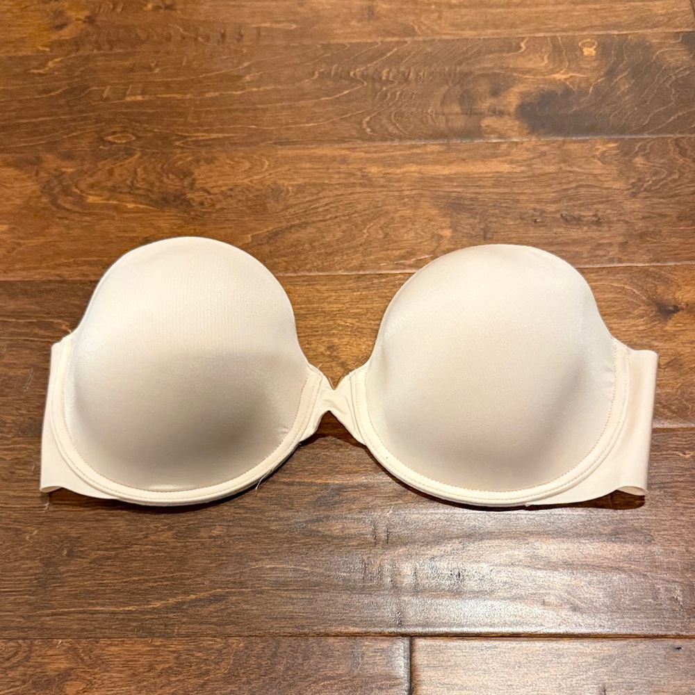 Victoria Secret Strapless Bra